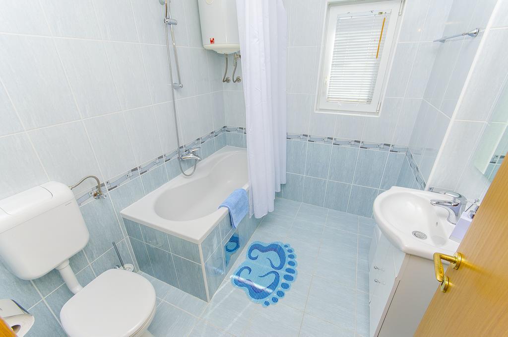 Apartments Kunac ポドゥゴラ 部屋 写真