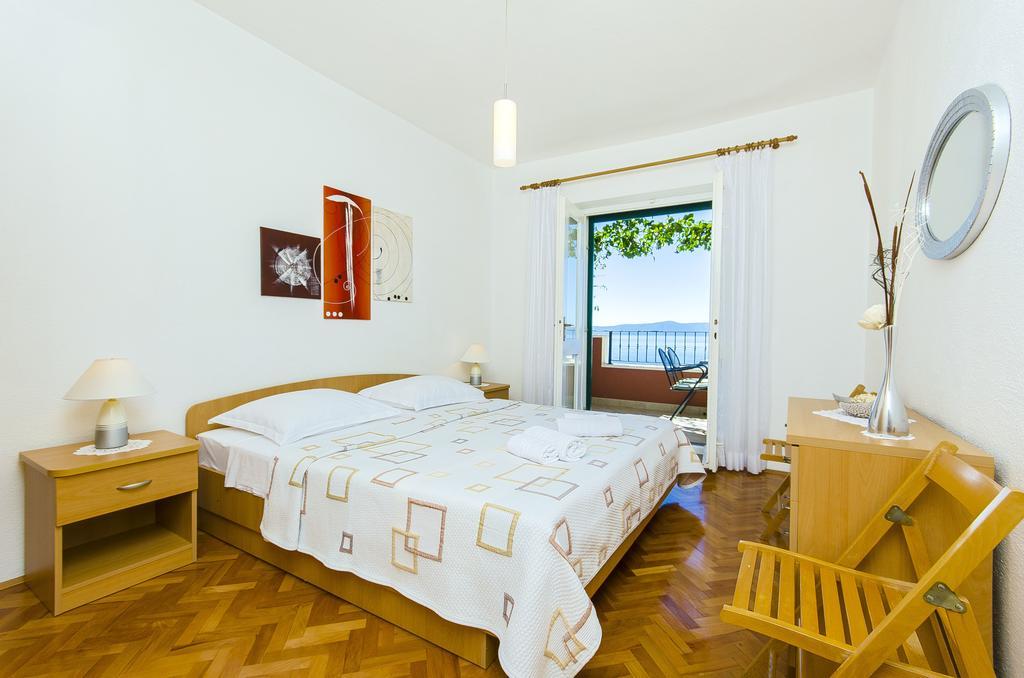 Apartments Kunac ポドゥゴラ 部屋 写真