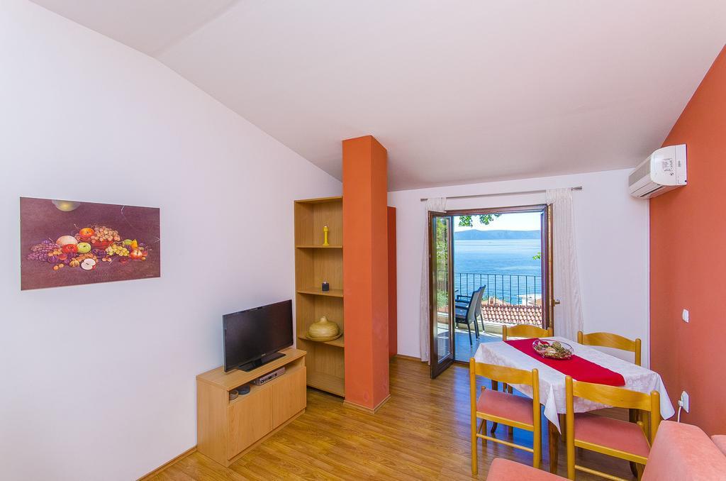 Apartments Kunac ポドゥゴラ 部屋 写真